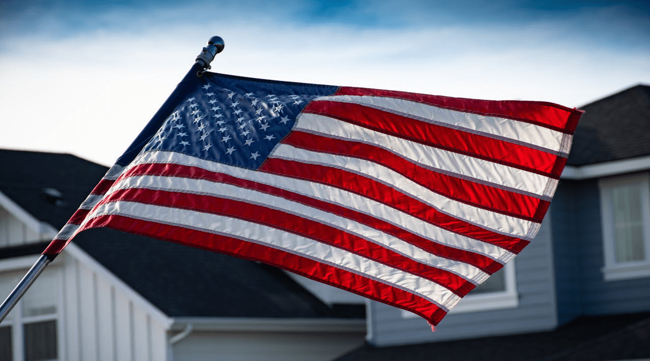 Best Memorial Day Gift Ideas To Celebrate Our Heroes - LifeSong Milestones