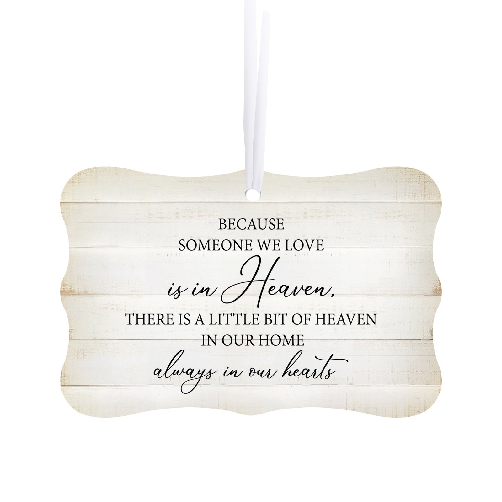 Memorial ornament to keep the memory of your loved one alive – a meaningful gift for bereaved hearts.