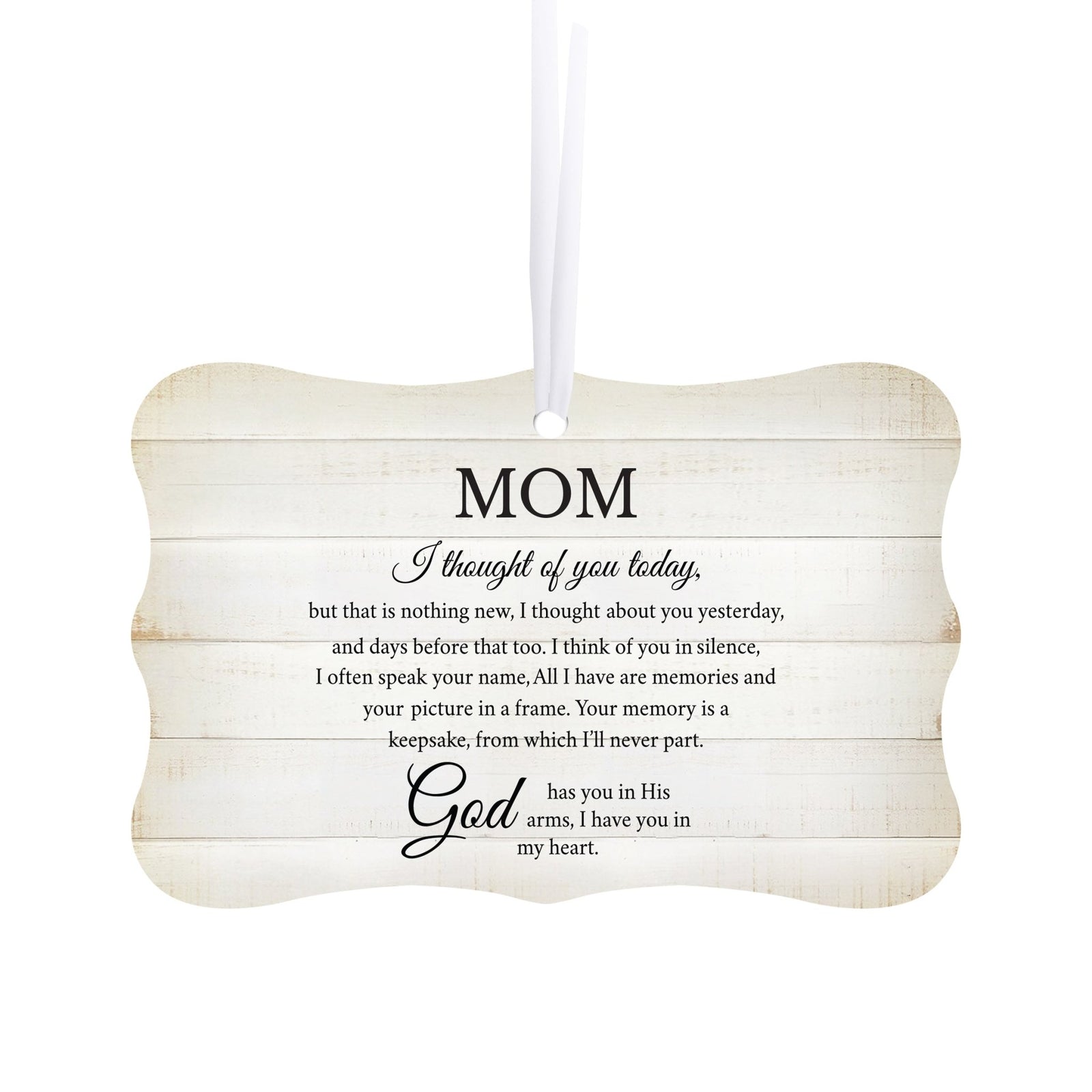 Memorial ornament to keep the memory of your loved one alive – a meaningful gift for bereaved hearts.