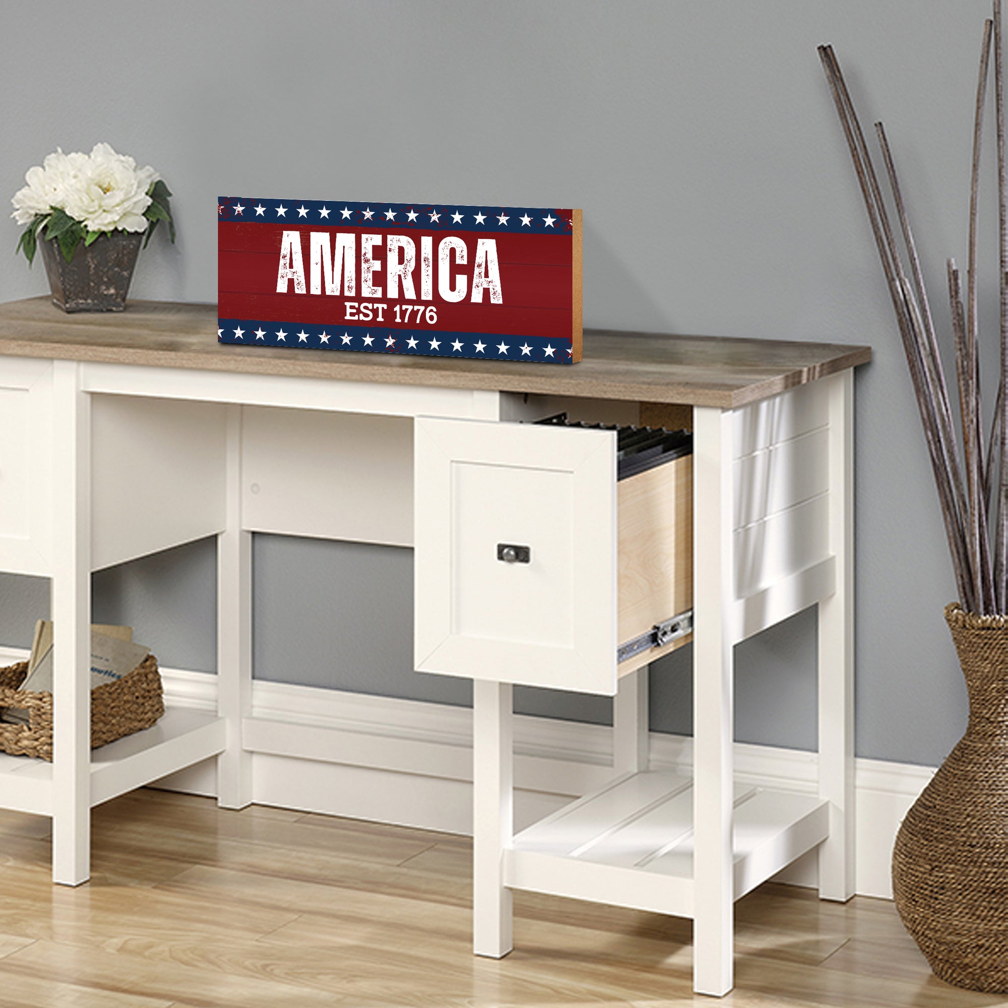 Americana Shelf Décor Sign for Office Decor