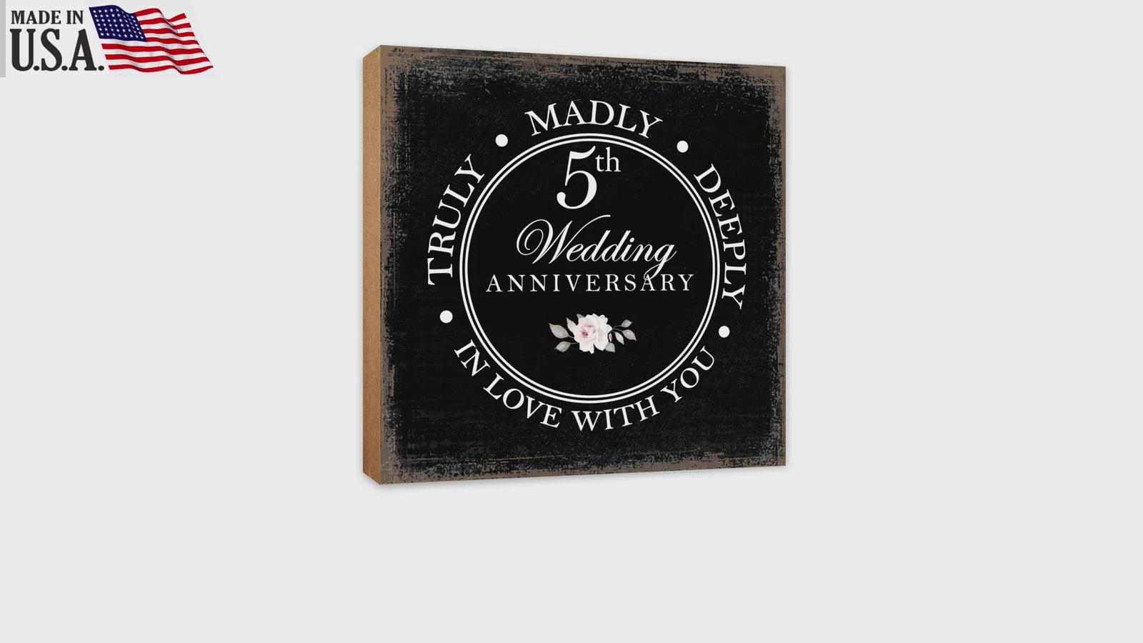 Anniversary Gift for Parents and Couples: This Lifesong Milestones creation adds a touch of love to your home.