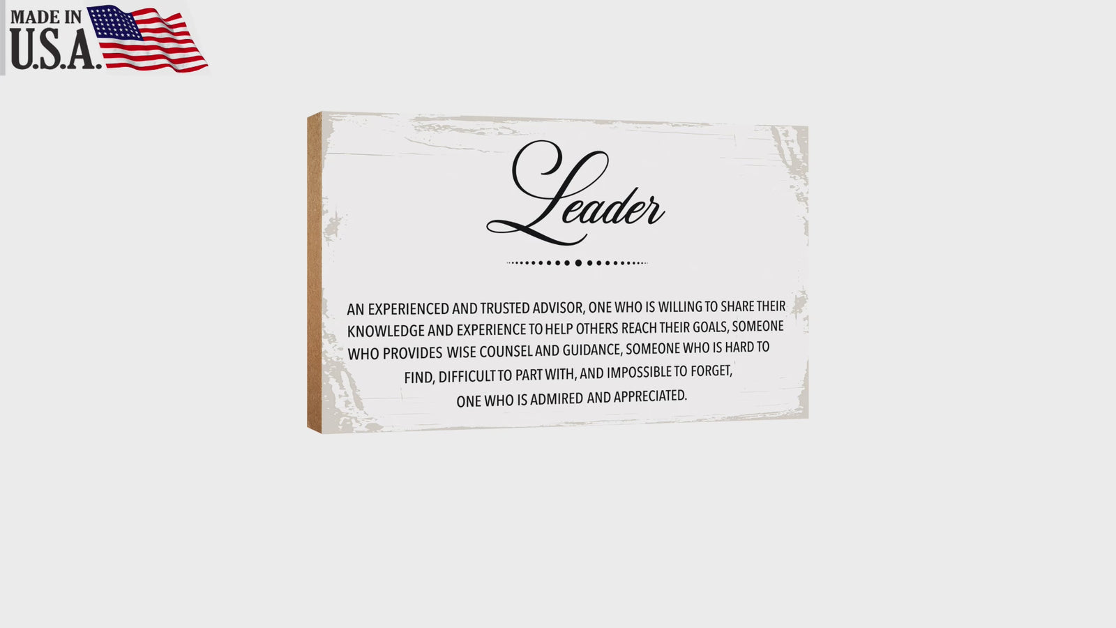 Wooden Tabletop Decor: A perfect gift for colleagues and bosses