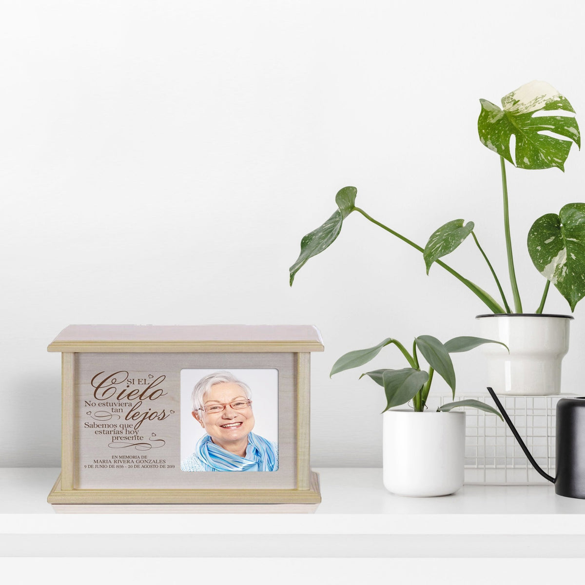 The Broken Chain Wooden Personalized Photograph Cremation Urn for Adult - The Broken Chain - LifeSong Milestones