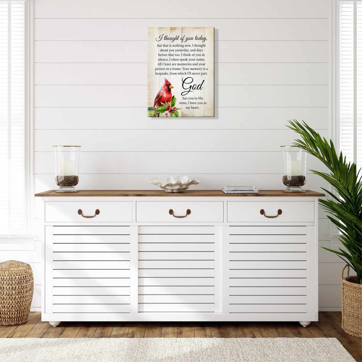 Wooden memorial decor to commemorate a loved one.