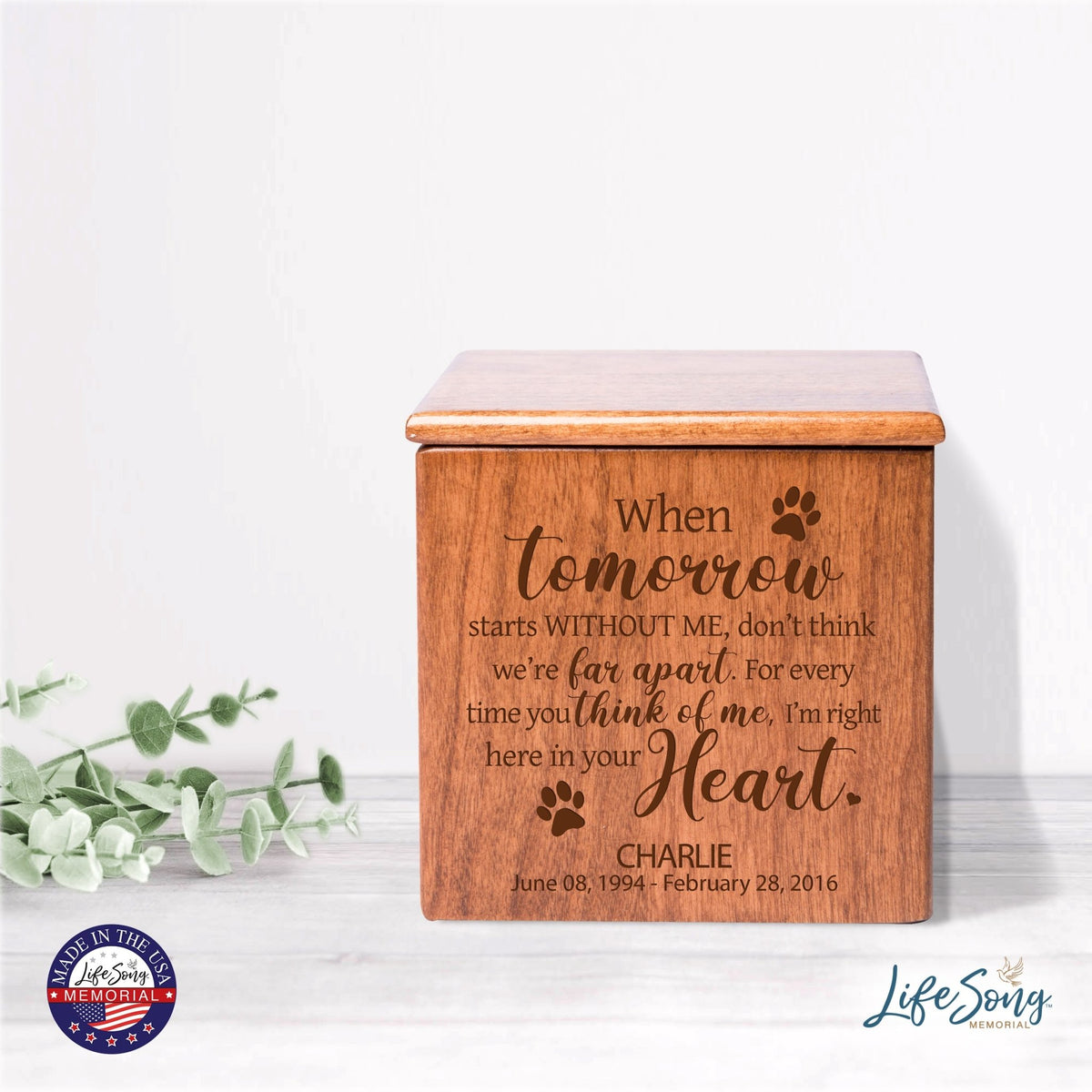 Personalized Pet Memorial Wooden Keepsake Cremation Urn Box for Dog or Cat