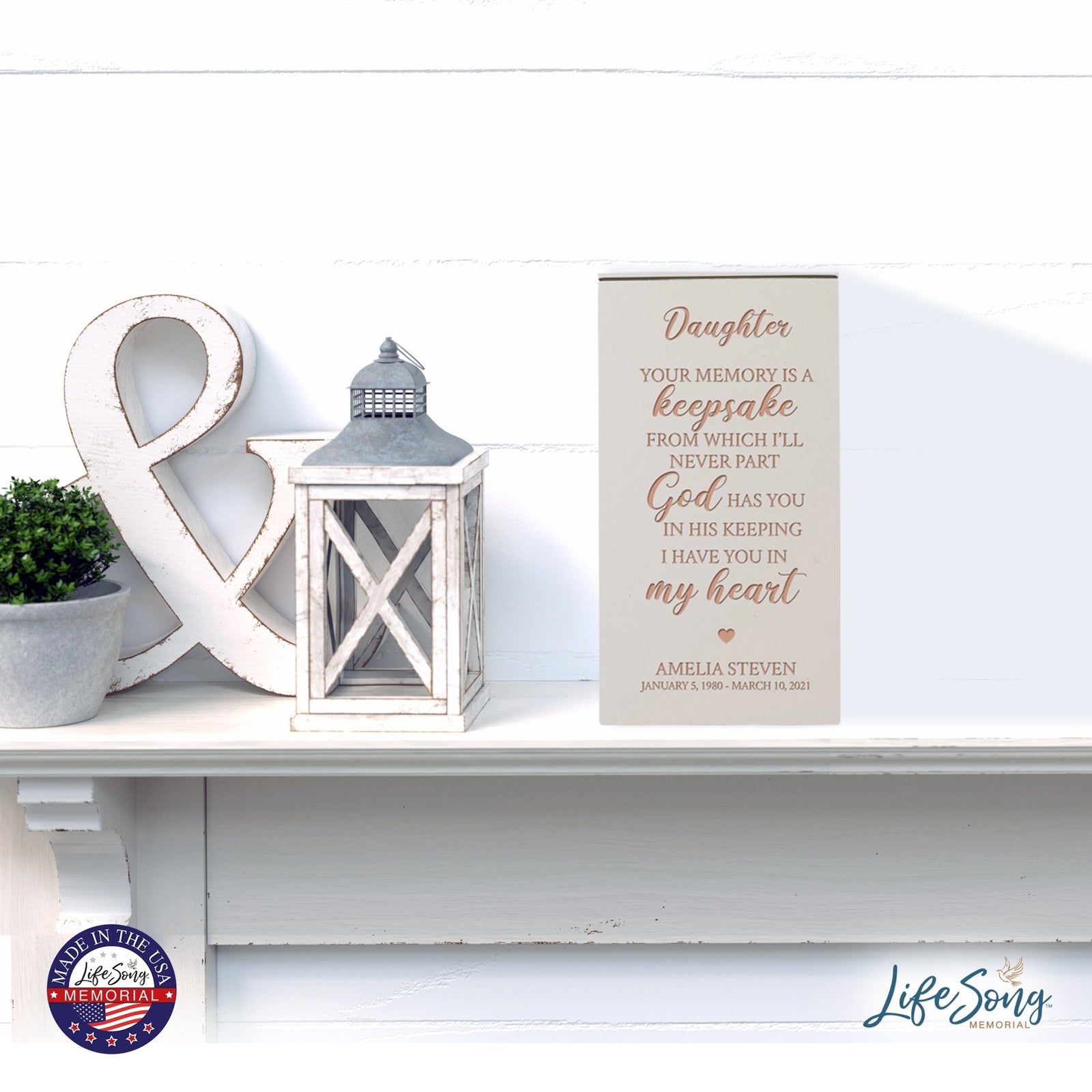 Wooden Cremation Urn Box for Daughter's Funeral Service