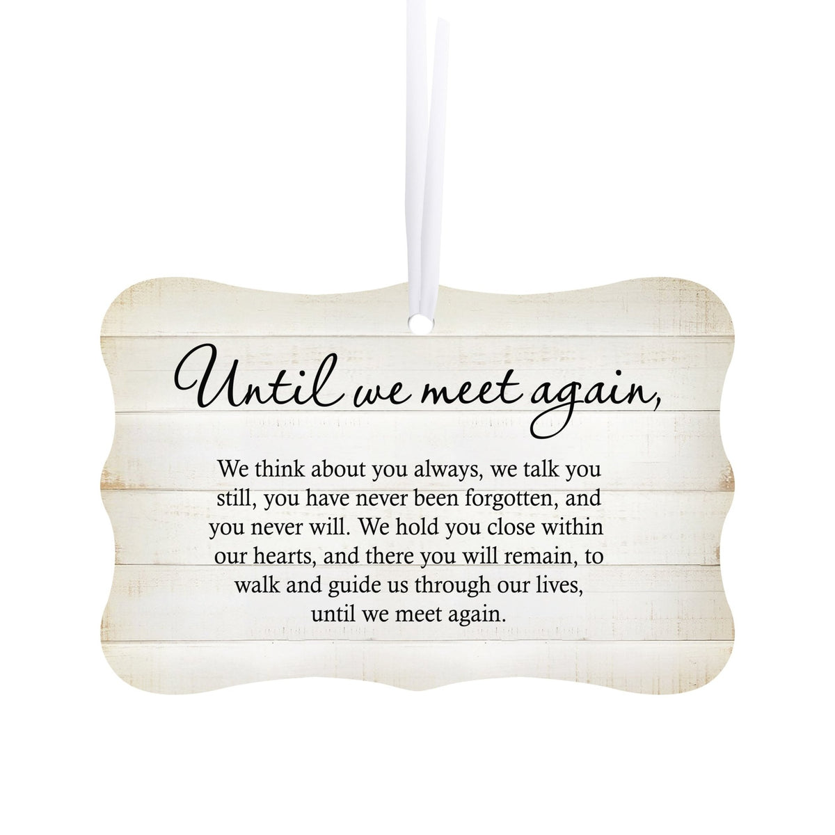 Memorial ornament to keep the memory of your loved one alive – a meaningful gift for bereaved hearts.