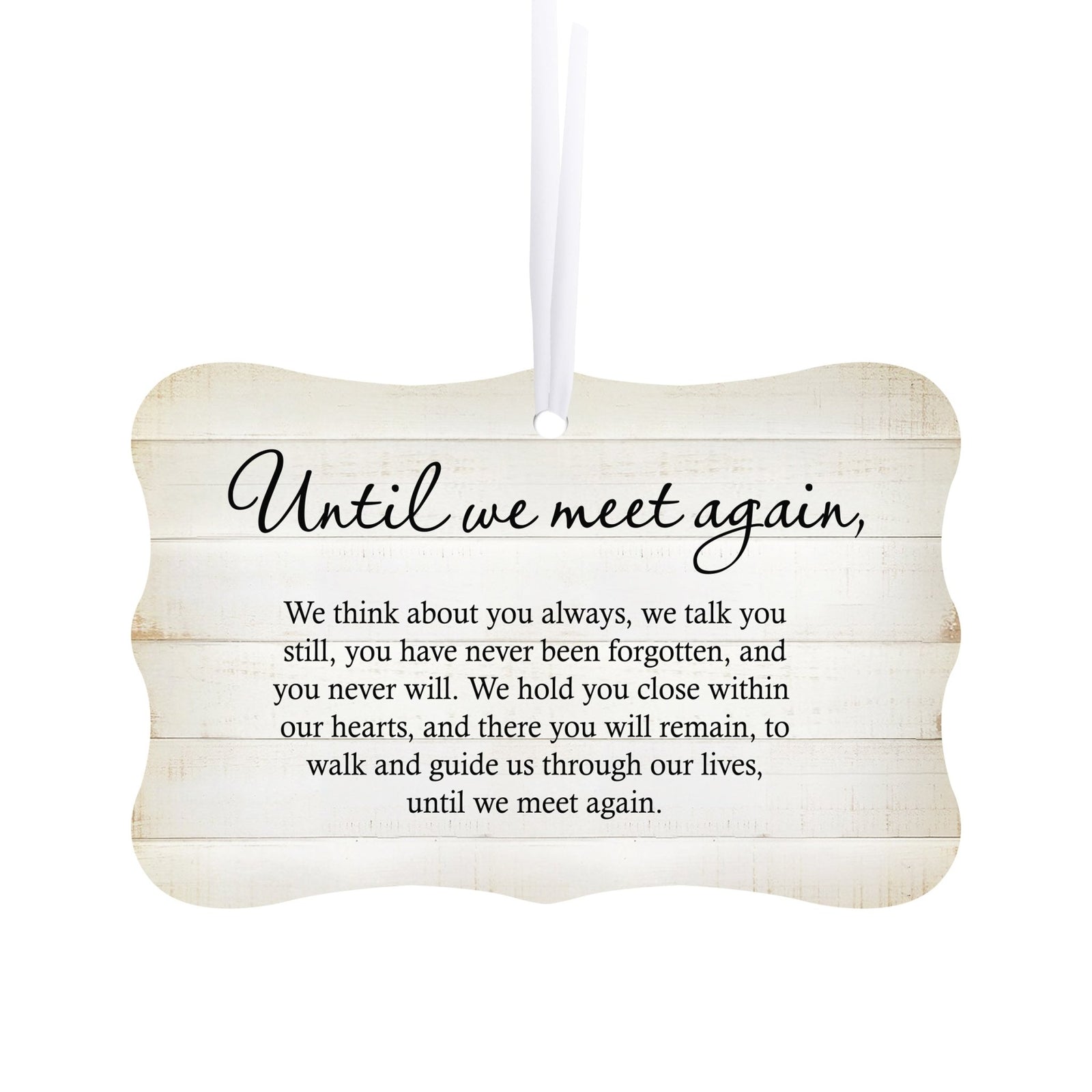 Memorial ornament to keep the memory of your loved one alive – a meaningful gift for bereaved hearts.