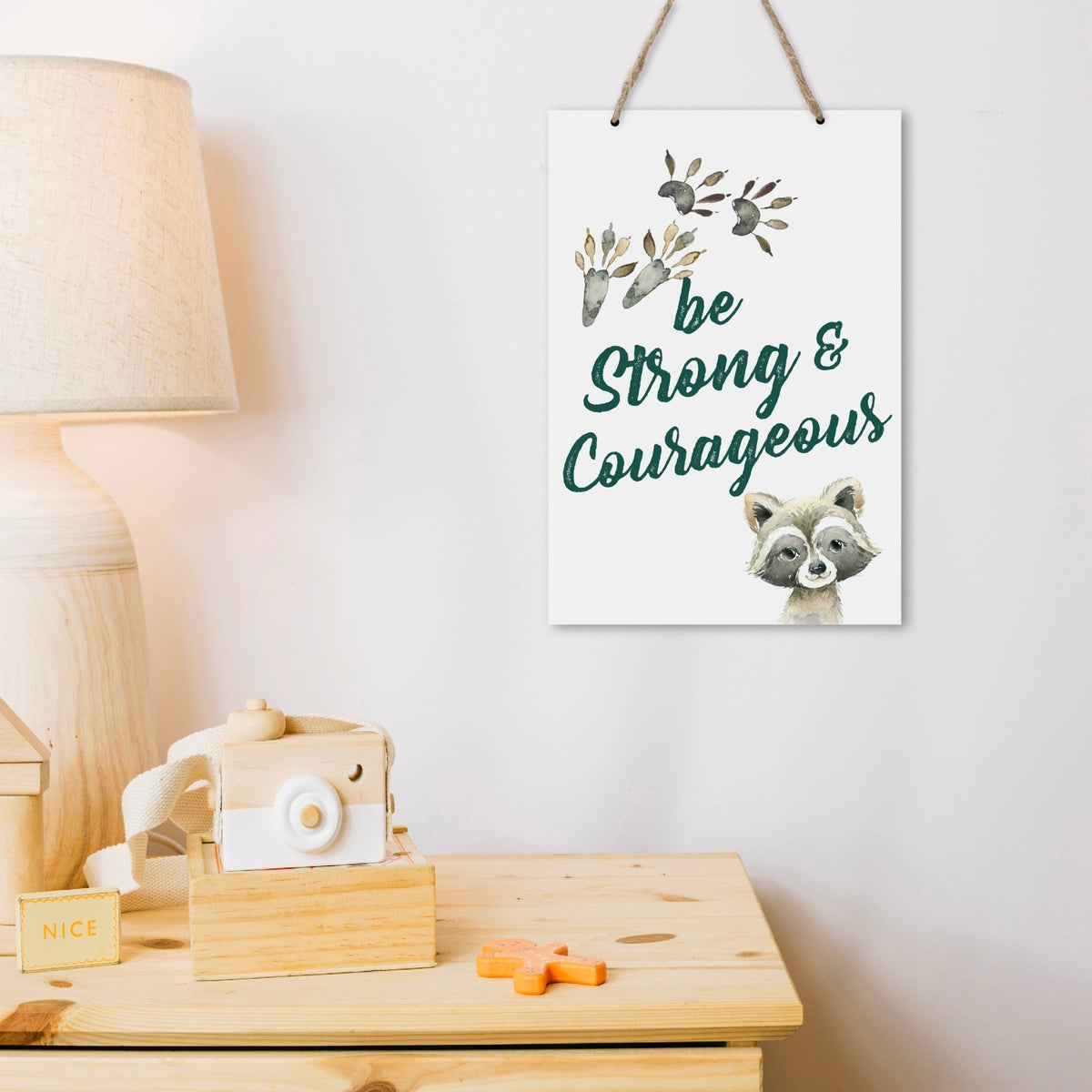Inspirational Nursery Rope Signs for Boys and Girls - Be Strong - LifeSong Milestones