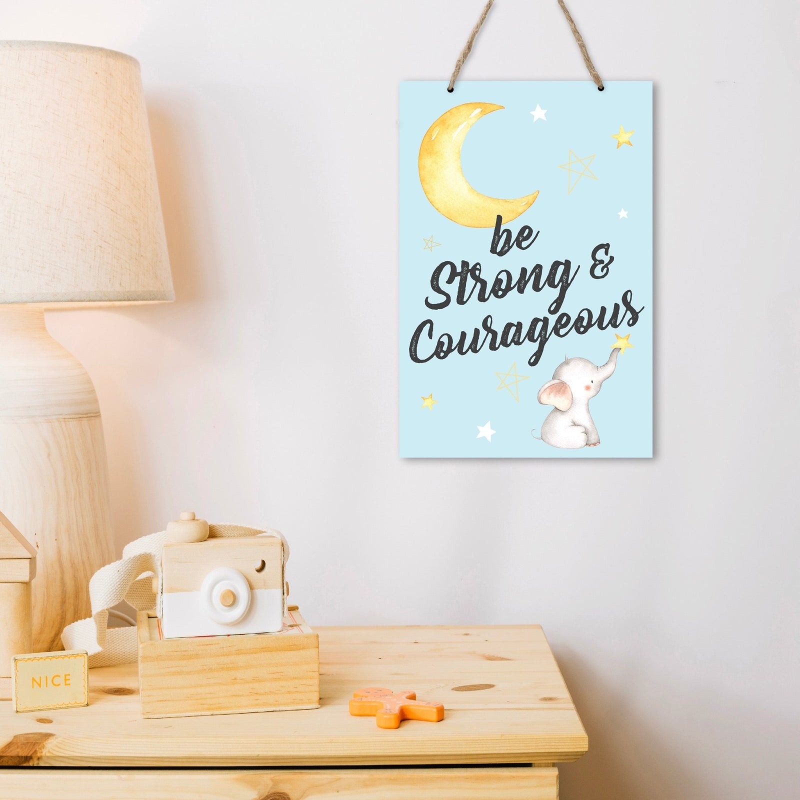 Inspirational Nursery Rope Signs for Boys and Girls - Be Strong - LifeSong Milestones