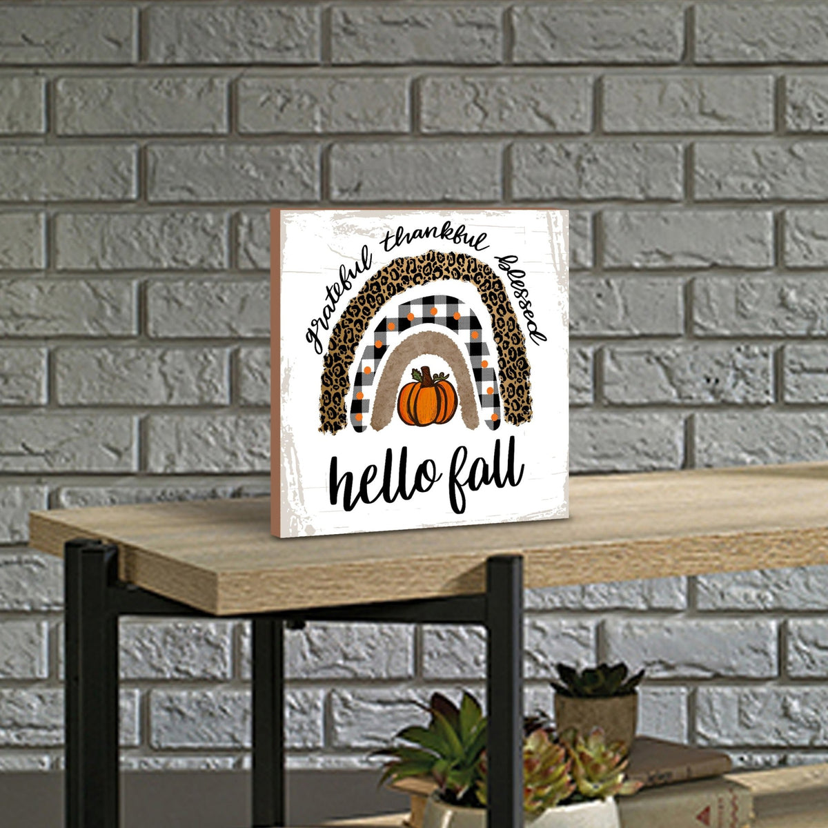 Inspirational fall signs that elevate your tabletop decor, infusing your space with warmth and charm