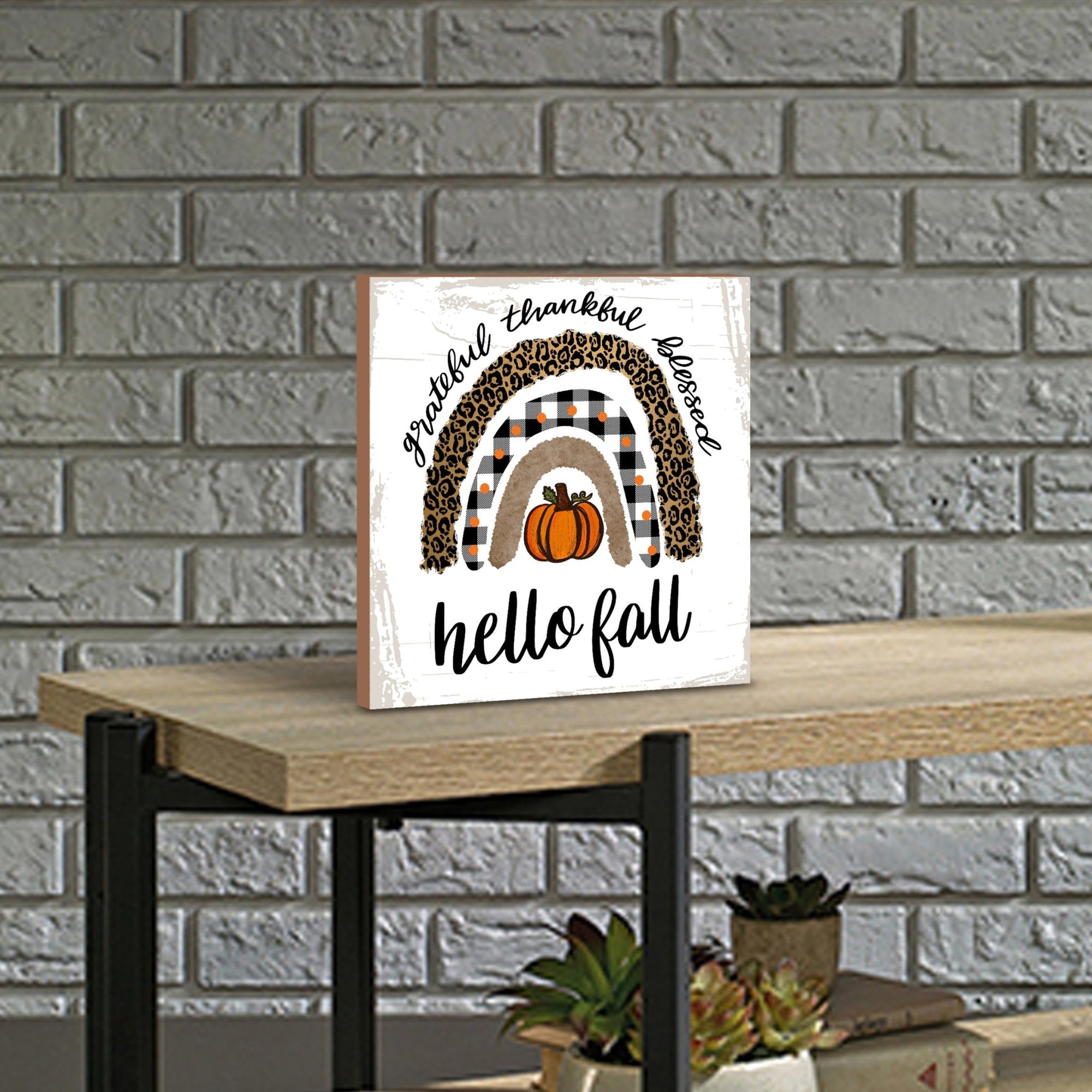 Inspirational fall signs that elevate your tabletop decor, infusing your space with warmth and charm