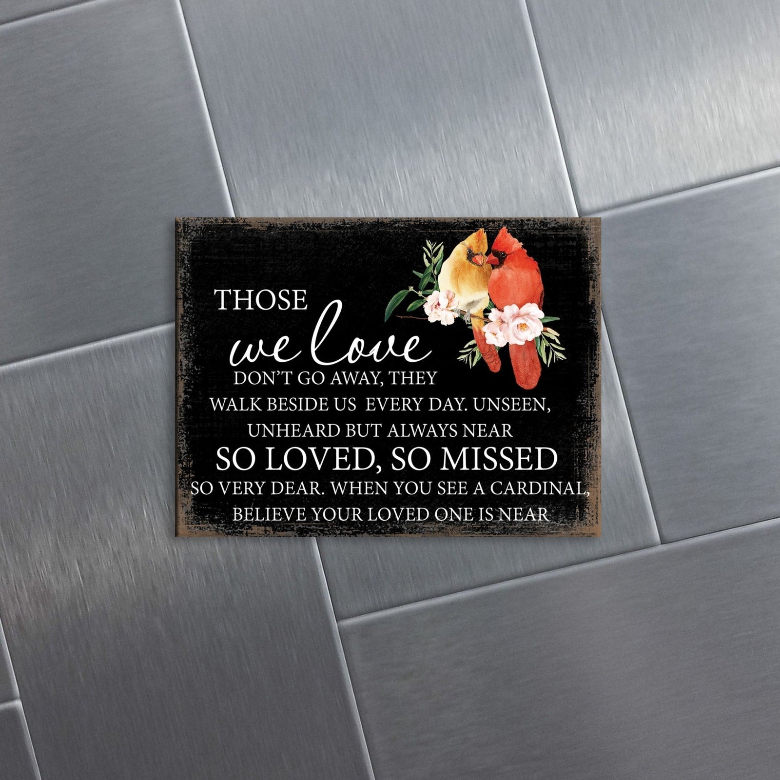 A cardinal magnet with a modern design, a heartfelt memorial home memorial decoration.