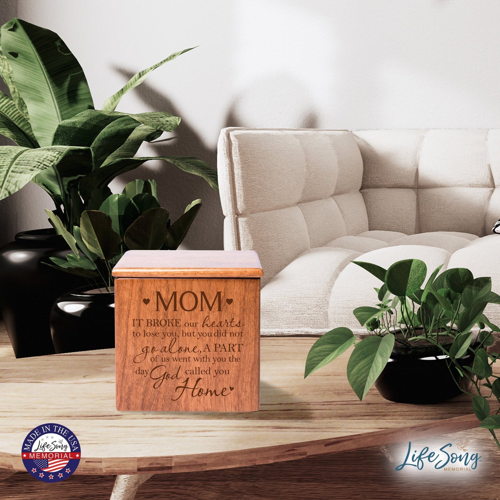 Decorative Wooden Cremation Urns for Mom's Treasured Keepsakes